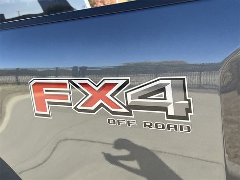 Used 2025 Ford F250 XLT w/ FX4 Off-Road Package image 7