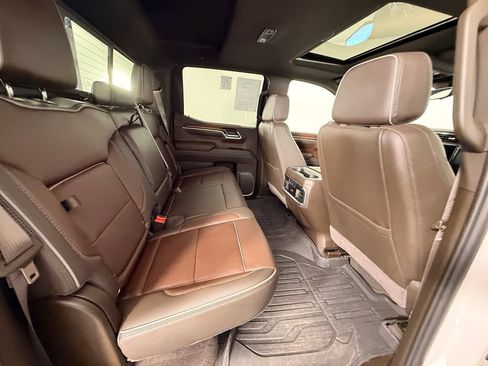 Used 2025 GMC Sierra 1500 Denali AWD/4WD image 22