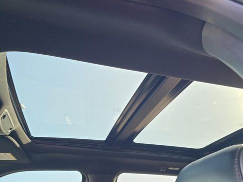 Used 2018 Ford F150 Platinum w/ Equipment Group 701A Luxury image 15