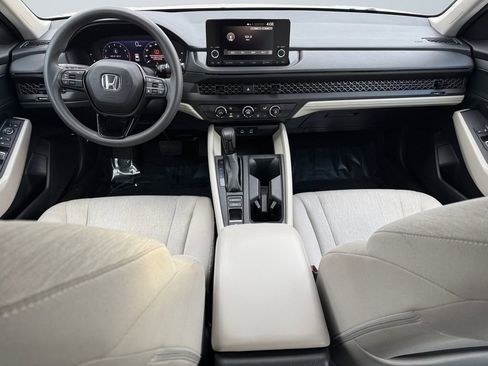 Used 2023 Honda Accord LX image 10