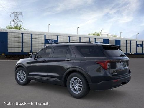 New 2026 Ford Explorer Active AWD/4WD image 4