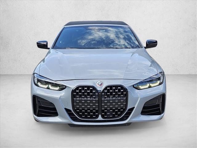 Used 2023 BMW M440i Convertible w/ Premium Package RWD image 2