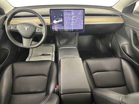 Used 2021 Tesla Model 3 Standard Range Plus image 10