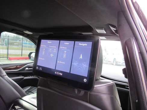 Used 2021 Cadillac Escalade Sport Platinum w/ Heavy-Duty Trailer Package image 11