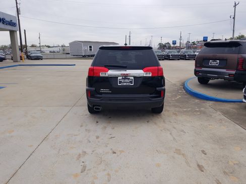 Used 2017 GMC Terrain SLE image 6