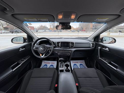 Used 2018 Kia Sportage LX w/ LX Technology Package image 31