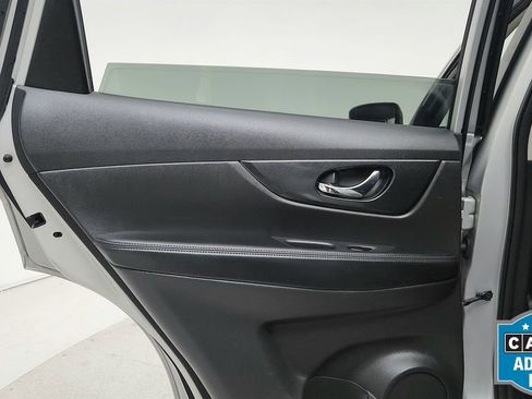 Used 2015 Nissan Rogue SL FWD image 28