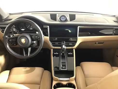 Certified 2023 Porsche Macan Turbo image 23