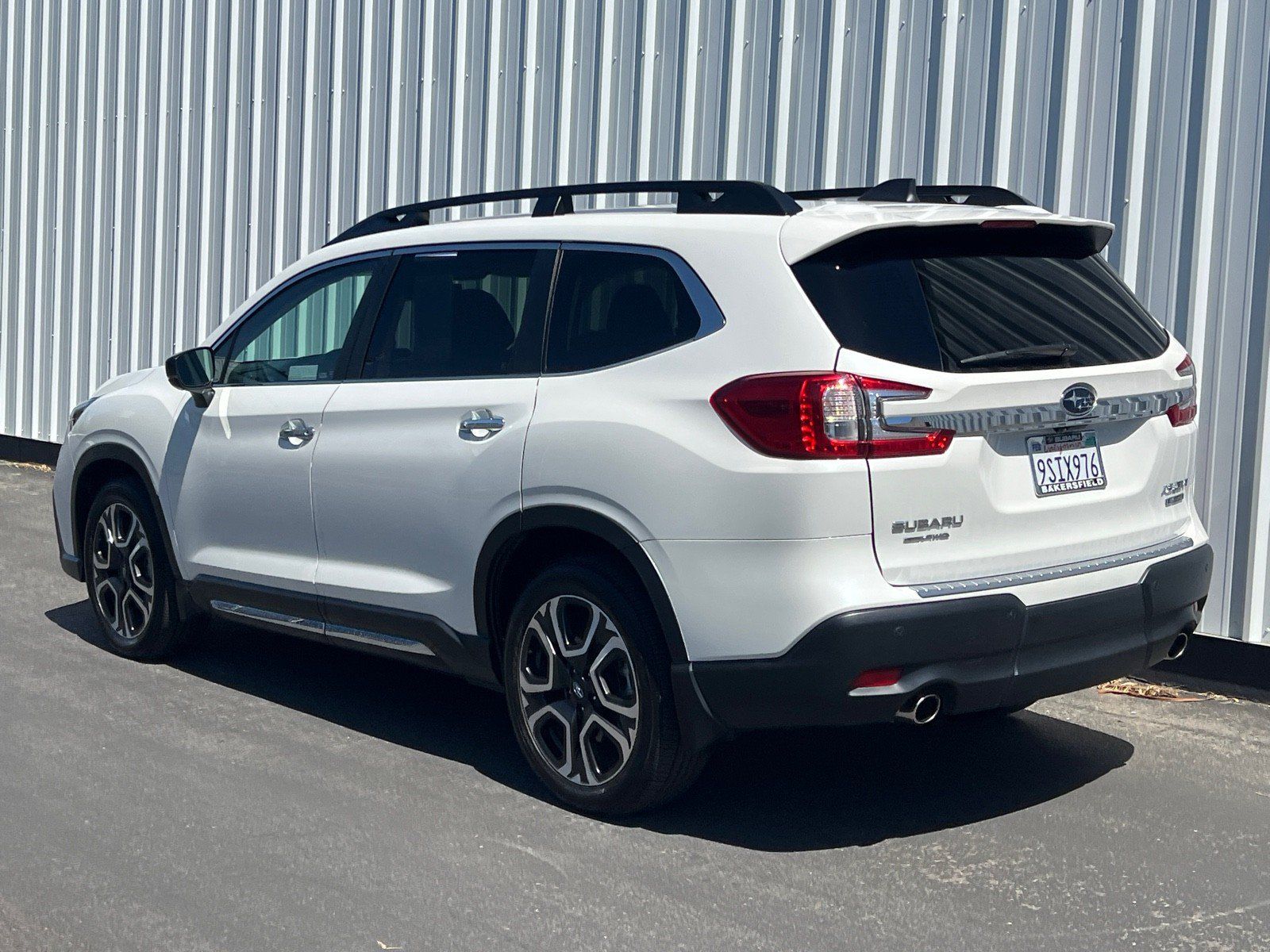 Used 2025 Subaru Ascent Touring w/ Popular Package #1 AWD/4WD image 6