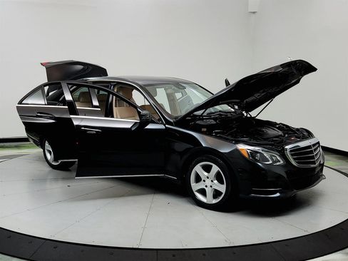 Used 2014 Mercedes-Benz E 350 Sedan image 10