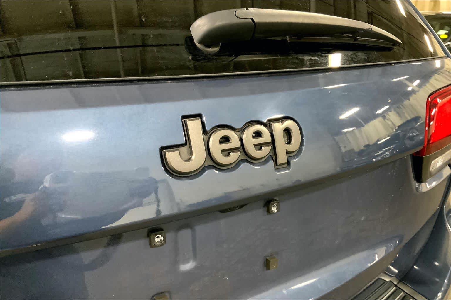 Used 2020 Jeep Grand Cherokee High Altitude AWD/4WD image 30