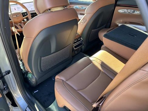 New 2026 Genesis GV70 2.5T Advanced image 19