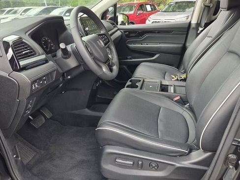 Certified 2026 Honda Odyssey Elite image 17