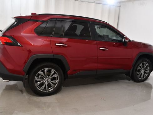 Used 2022 Toyota RAV4 Limited w/ Limited Grade Weather Package AWD/4WD image 11