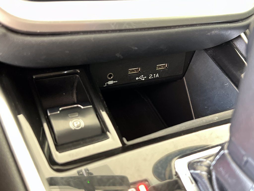 Used 2020 Subaru Outback Limited w/ Popular Package #2 AWD/4WD image 35
