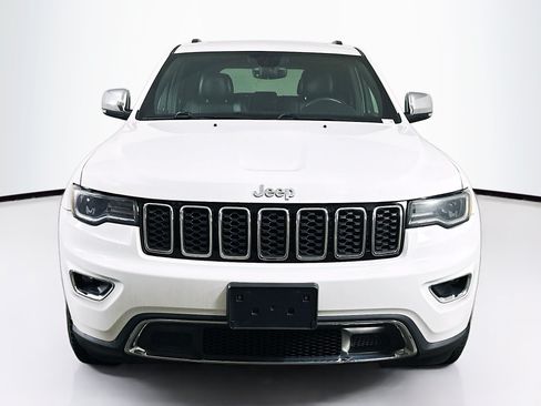 Used 2017 Jeep Grand Cherokee Limited w/ Luxury Group II AWD/4WD image 2
