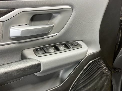 Used 2022 RAM 1500 Big Horn AWD/4WD image 18