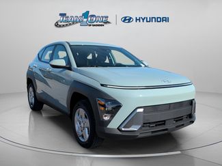 New 2026 Hyundai Kona SE video 1
