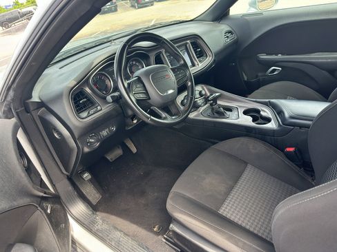 Used 2023 Dodge Challenger GT AWD/4WD image 2