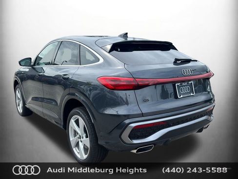 Used 2025 Audi Q5 Premium Plus w/ Premium Plus AWD/4WD image 8