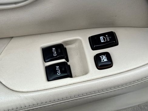 Used 2006 Lexus SC 430 Convertible image 13