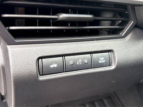 New 2024 Nissan Altima 2.5 SV image 14