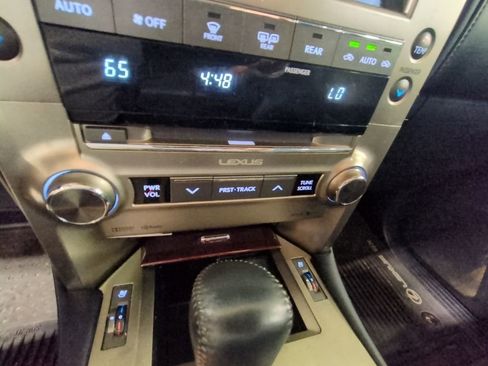 Used 2018 Lexus GX 460 image 15