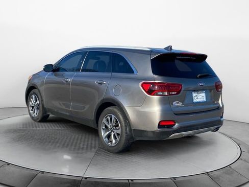 Used 2019 Kia Sorento EX image 3
