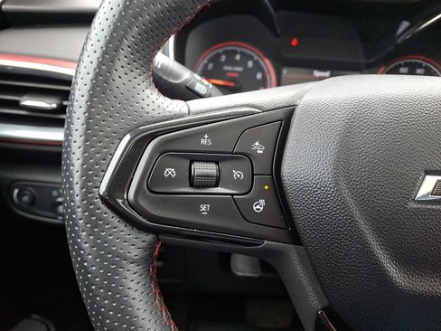 Used 2023 Chevrolet TrailBlazer RS w/ Sun and Liftgate Package image 22