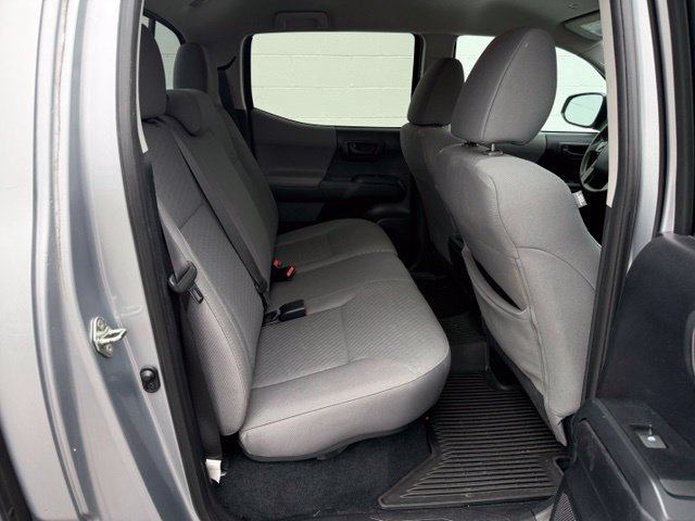 Used 2020 Toyota Tacoma SR AWD/4WD image 14