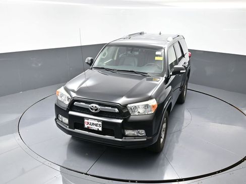 Used 2013 Toyota 4Runner SR5 w/ Premium Pkg image 40