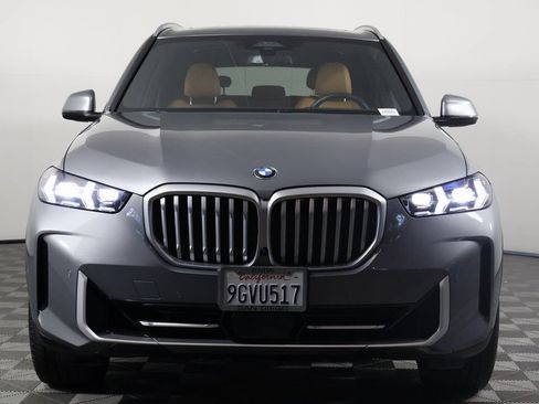 Used 2024 BMW X5 sDrive40i w/ Premium Package RWD image 2