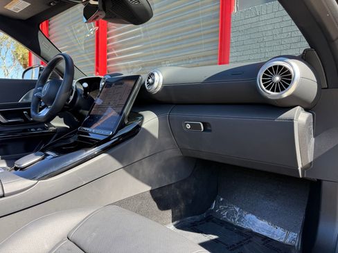 Used 2022 Mercedes-Benz SL 63 AMG SL 63 AMG image 17