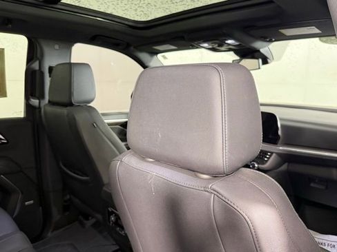 Used 2025 Chevrolet Tahoe Z71 w/ Comfort Package AWD/4WD image 26