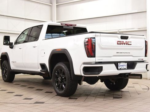 Used 2024 GMC Sierra 2500 AT4 w/ AT4 Premium Plus Package AWD/4WD image 6