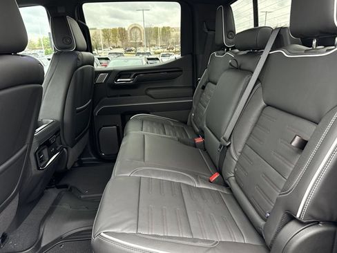 New 2026 GMC Sierra 1500 AT4X image 6