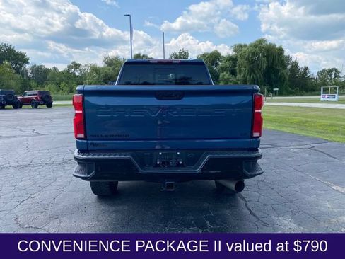 Used 2025 Chevrolet Silverado 2500 LT w/ Trail Boss Package AWD/4WD image 8