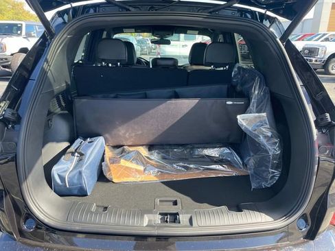 New 2024 Ford Escape ST-Line Elite w/ Premium Technology Package image 4