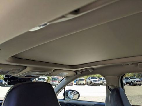 Used 2025 Lincoln Corsair Reserve w/ Equipment Group 202A image 19