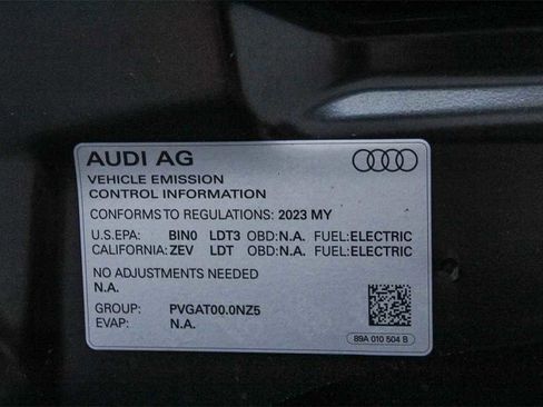 Used 2023 Audi Q4 e-tron Premium Plus image 28