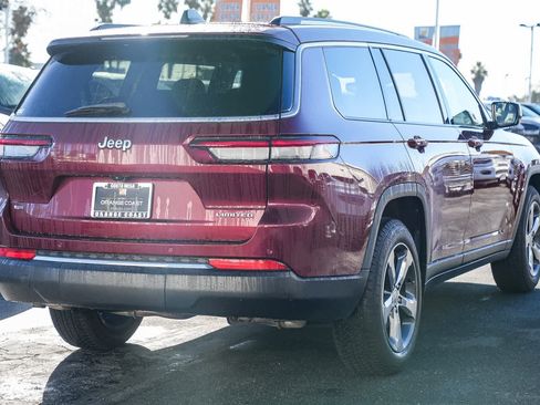 Used 2021 Jeep Grand Cherokee L Limited image 4