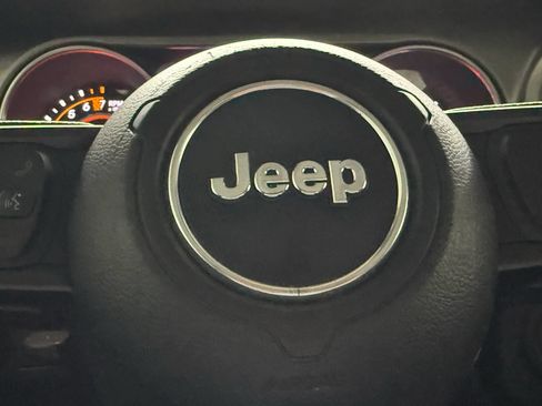 Used 2020 Jeep Wrangler Sport AWD/4WD image 70