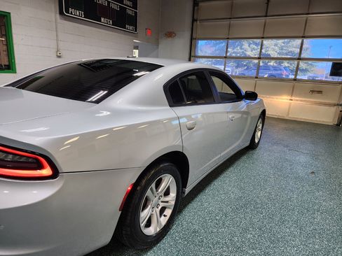 Used 2021 Dodge Charger SXT w/ Leather Interior Group image 7