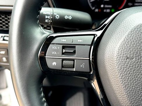 Used 2023 Honda CR-V EX-L image 16