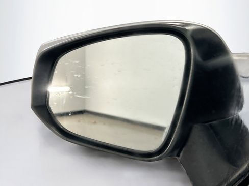 Used 2025 Toyota RAV4 XLE image 16