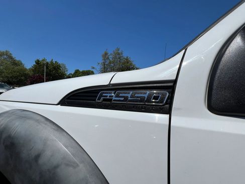 Used 2012 Ford F550 4x4 Regular Cab Super Duty w/ PWR Equipment Group image 31