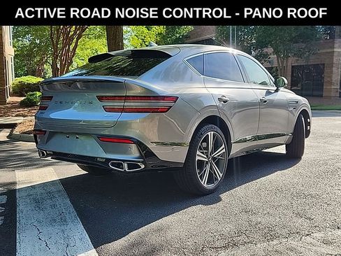 Used 2025 Genesis GV80 3.5T e-SC AWD/4WD image 2