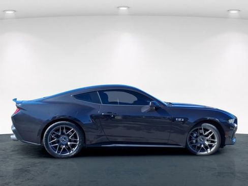 Used 2024 Ford Mustang GT image 5