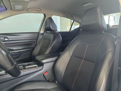 Used 2019 Nissan Altima 2.5 SR image 22