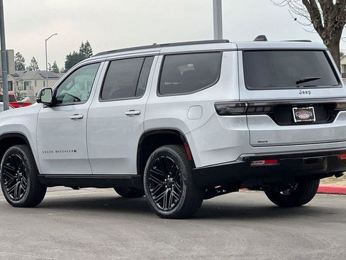 New 2026 Jeep Grand Wagoneer Limited image 6